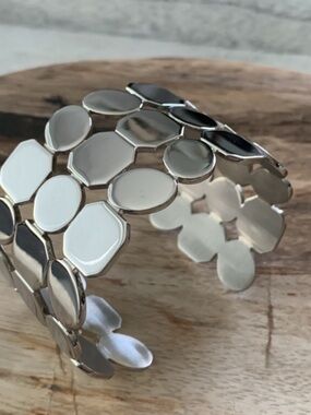 Stunning Dryberg/Kern Keira Geometrical Silver Cuff Bracelet